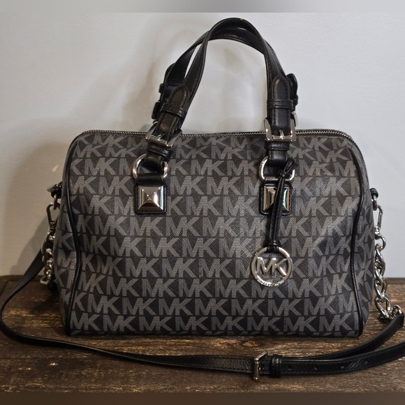 MICHAEL Michael Kors Handbags - Micheal Kors Grayson Medium Satchel